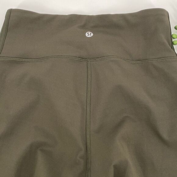 Lululemon Squad Goals Crop 17" Dark Olive
size 6 - Picture 8 of 10